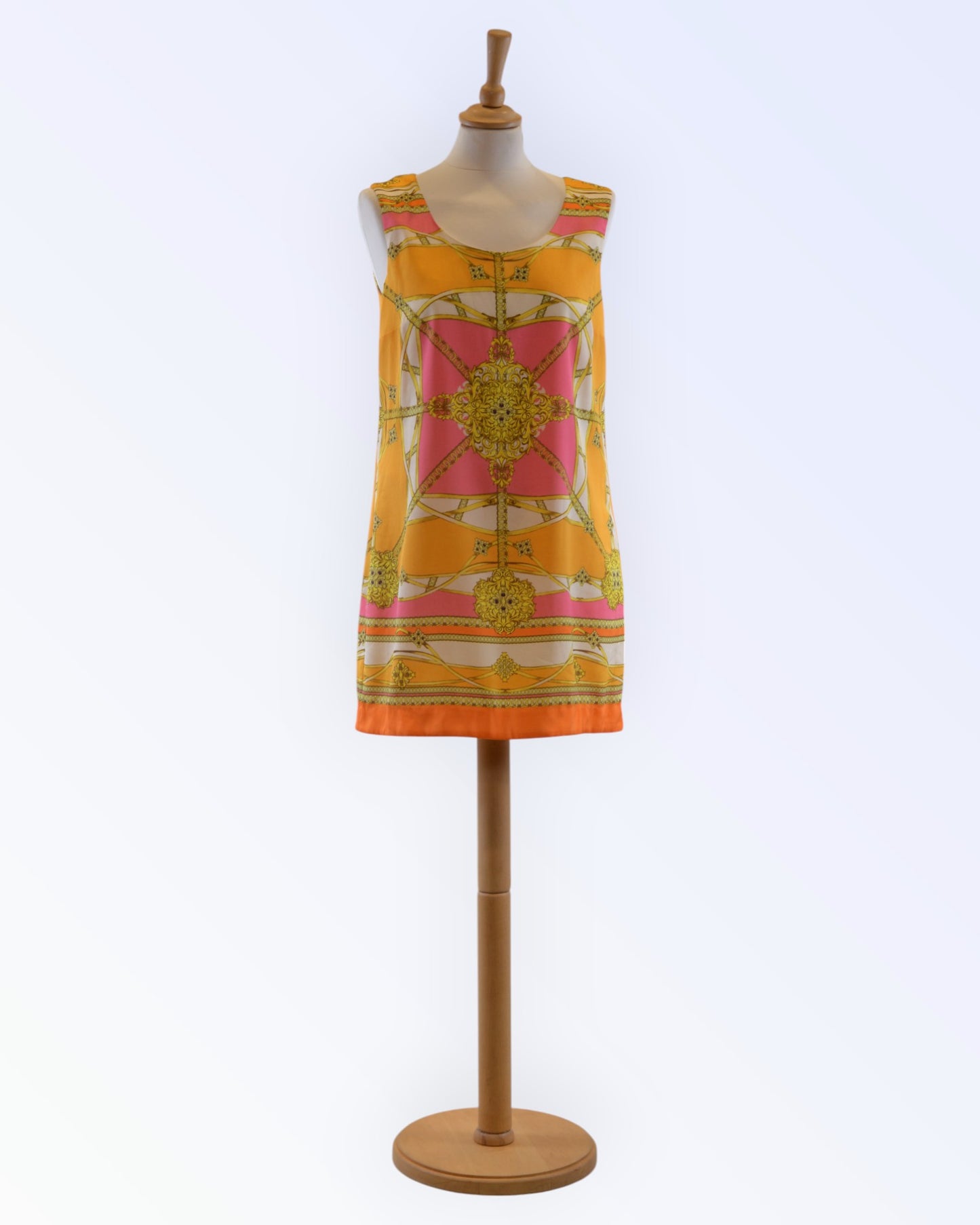 Ana Alcazar värikäs kesämekko