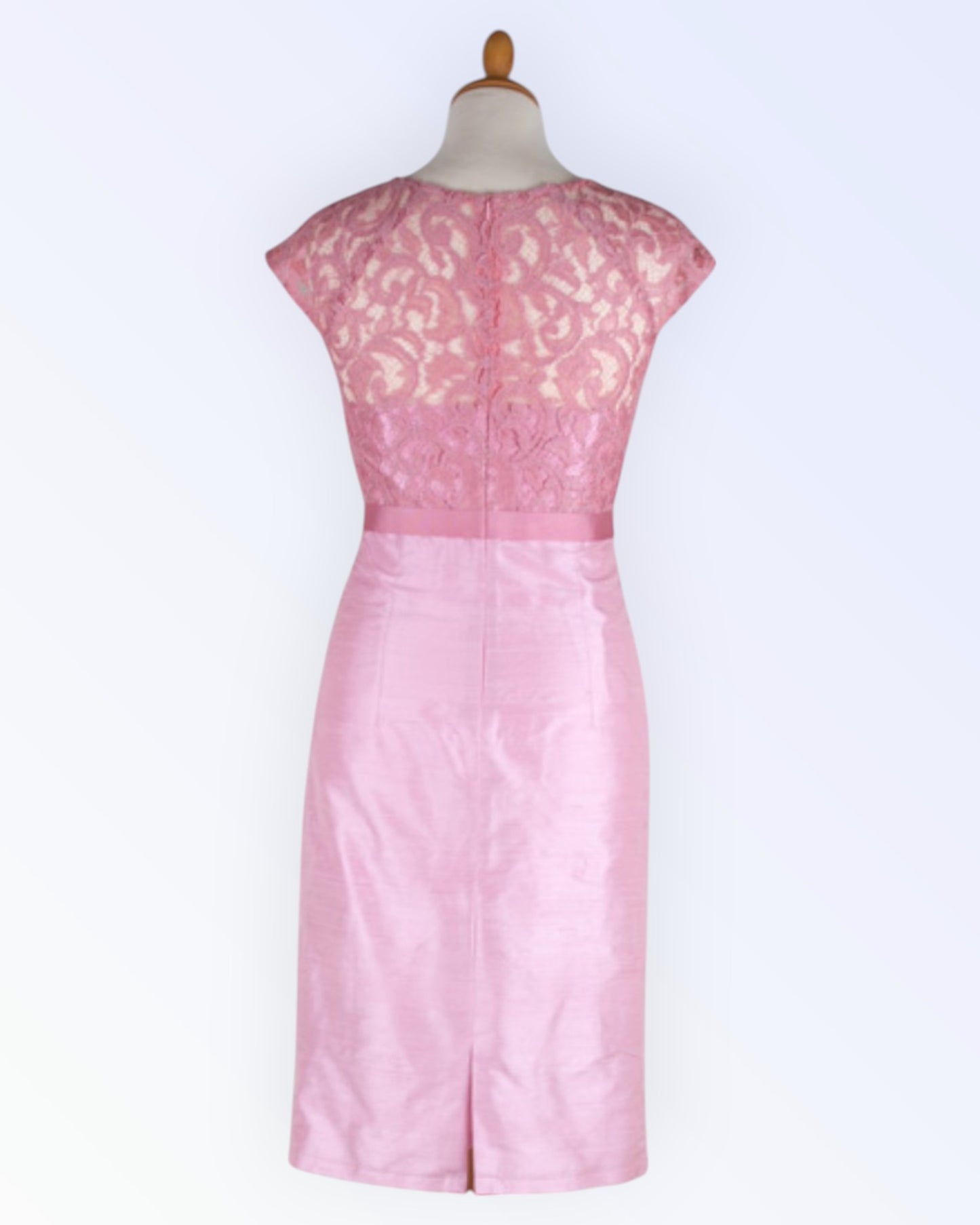 Roosa vintage-stiilis kokteilkleit