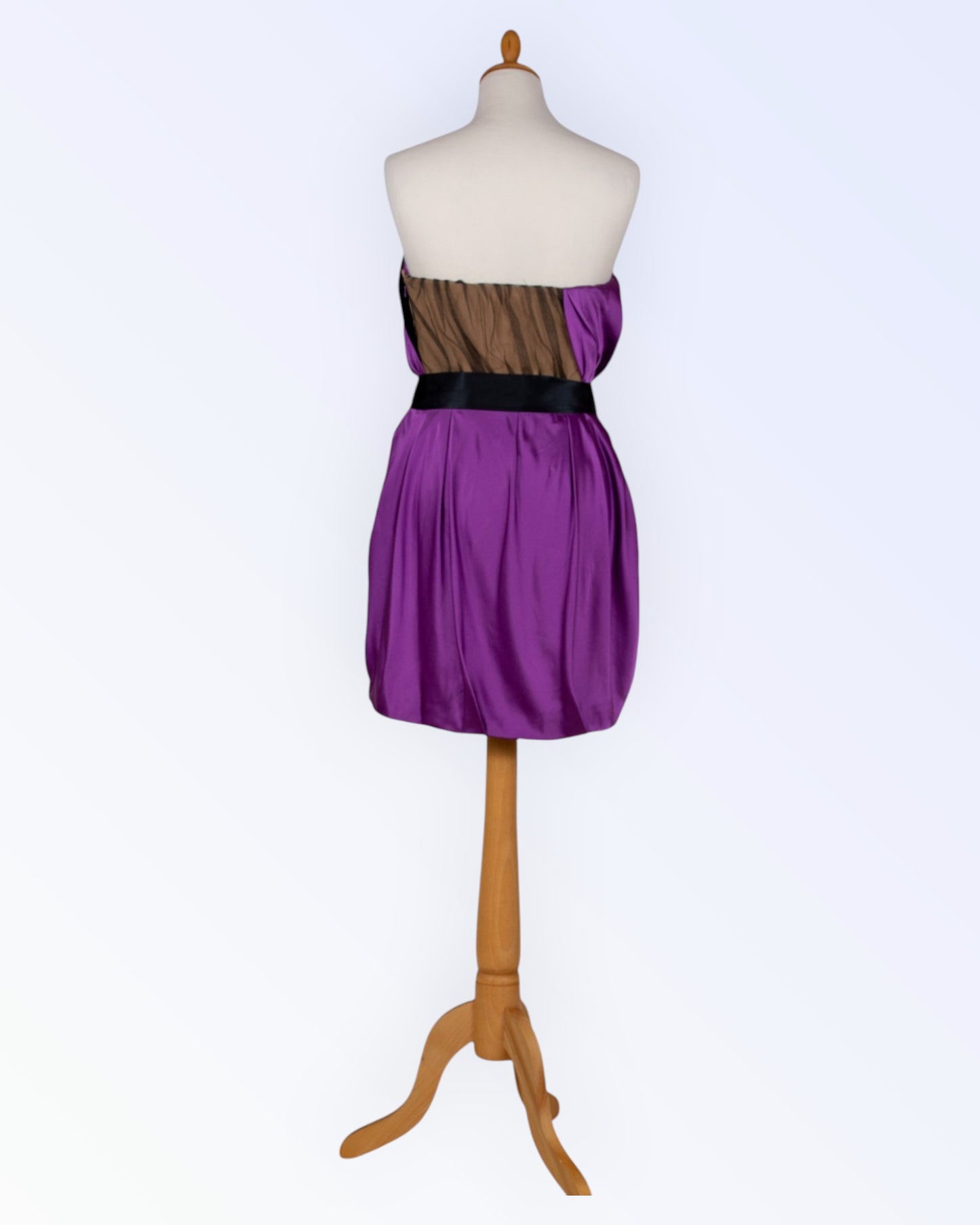 Vera Wang peokleit