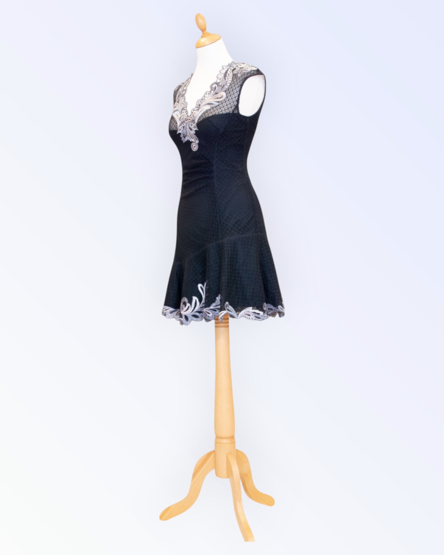 Karen Millen kokteilkleit
