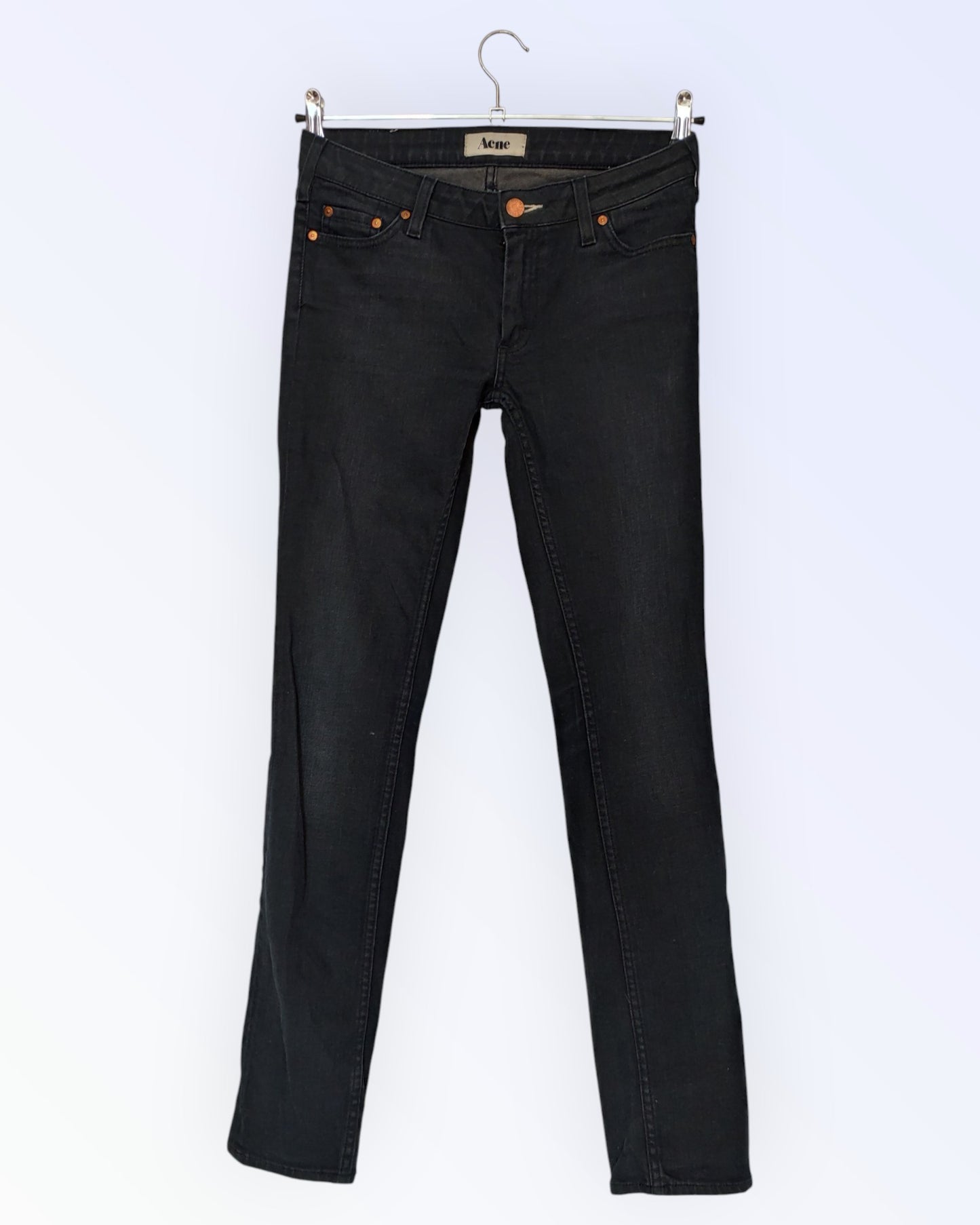 Acne teksapüksid