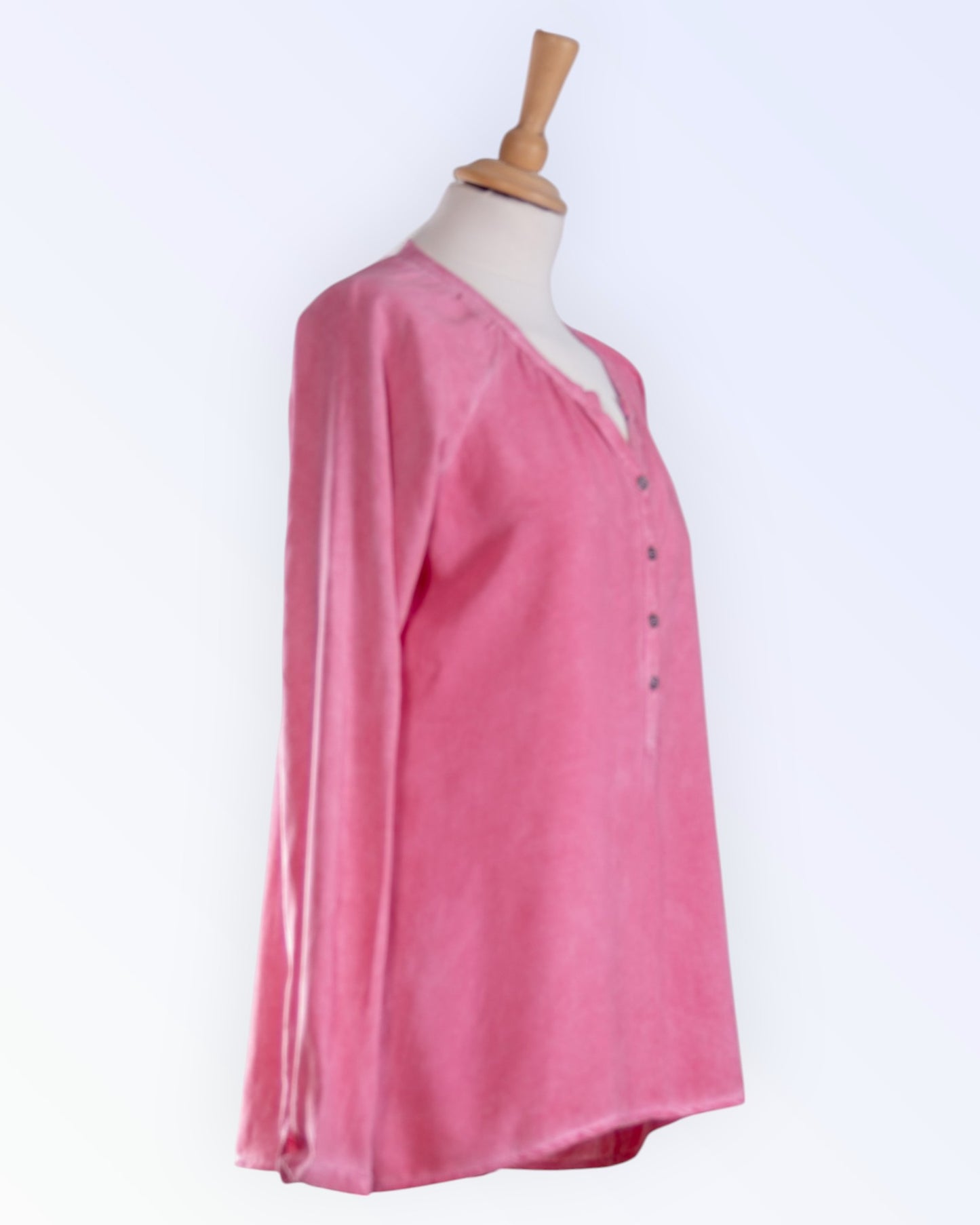 Infinity Woman blouse