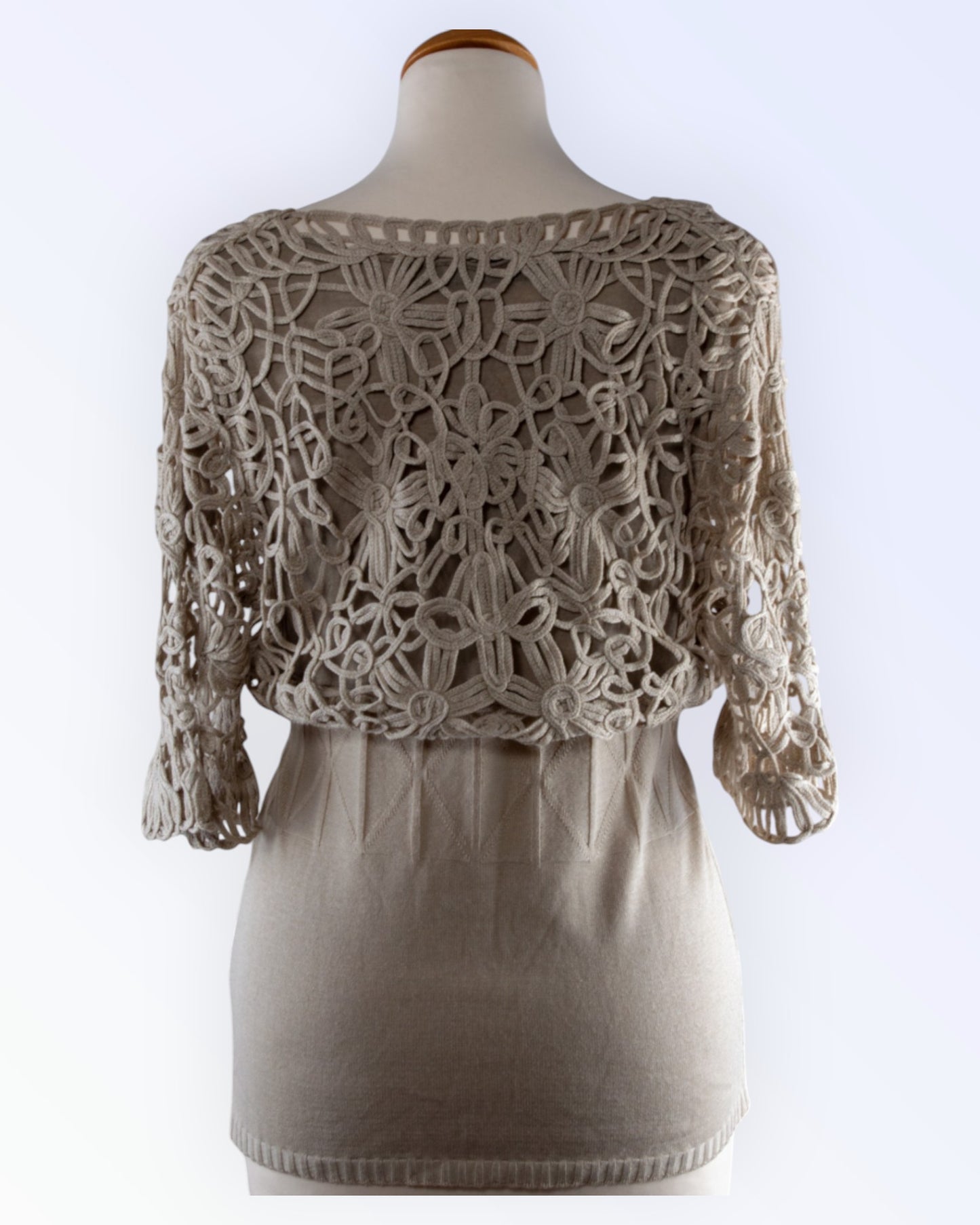 Passport beige knitwear