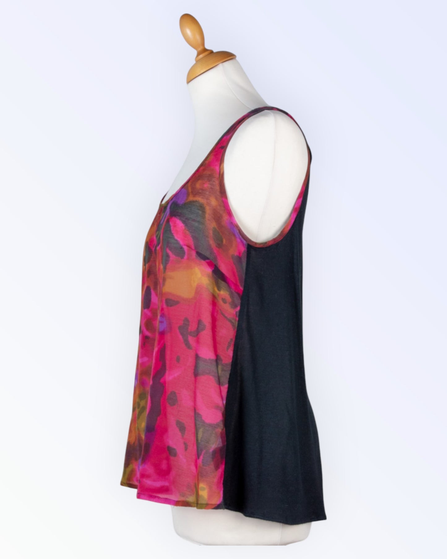 Friendtex colorful top