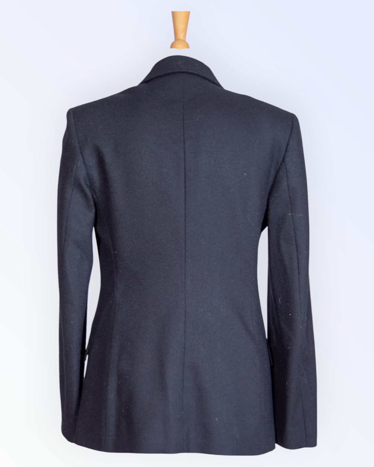 Sisley must bleiser