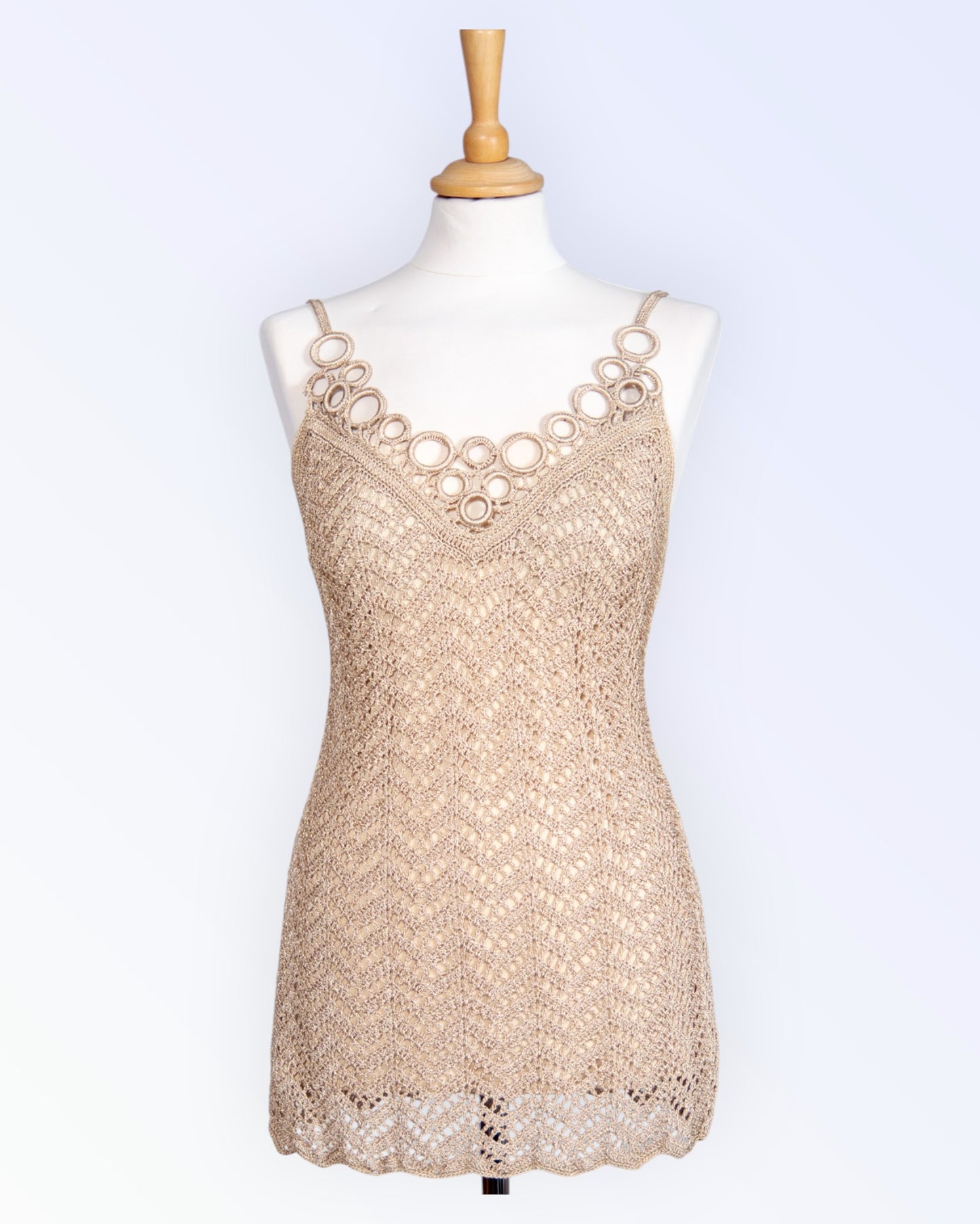Nicowa crochet top
