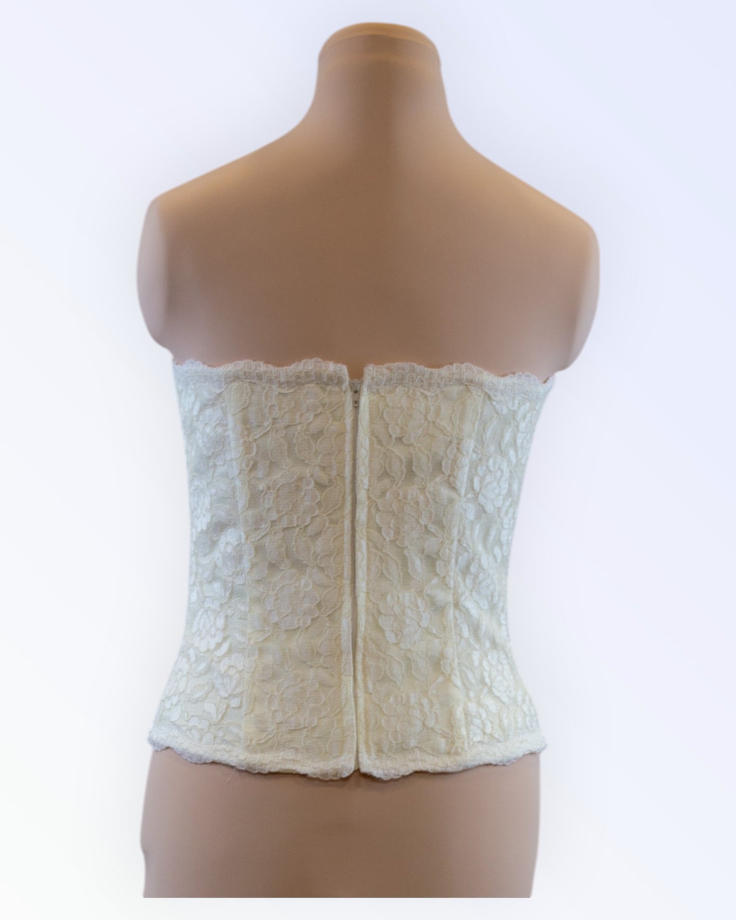 Pidulik loodusvalge top