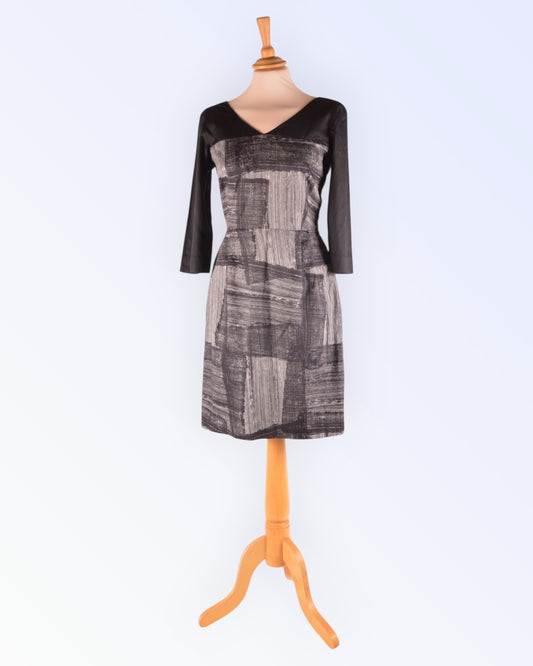 Marimekko must-valge puuvillane kleit