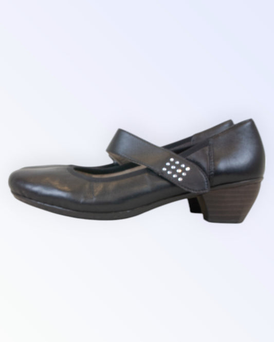 Rieker Antistress madalad mustad kingad