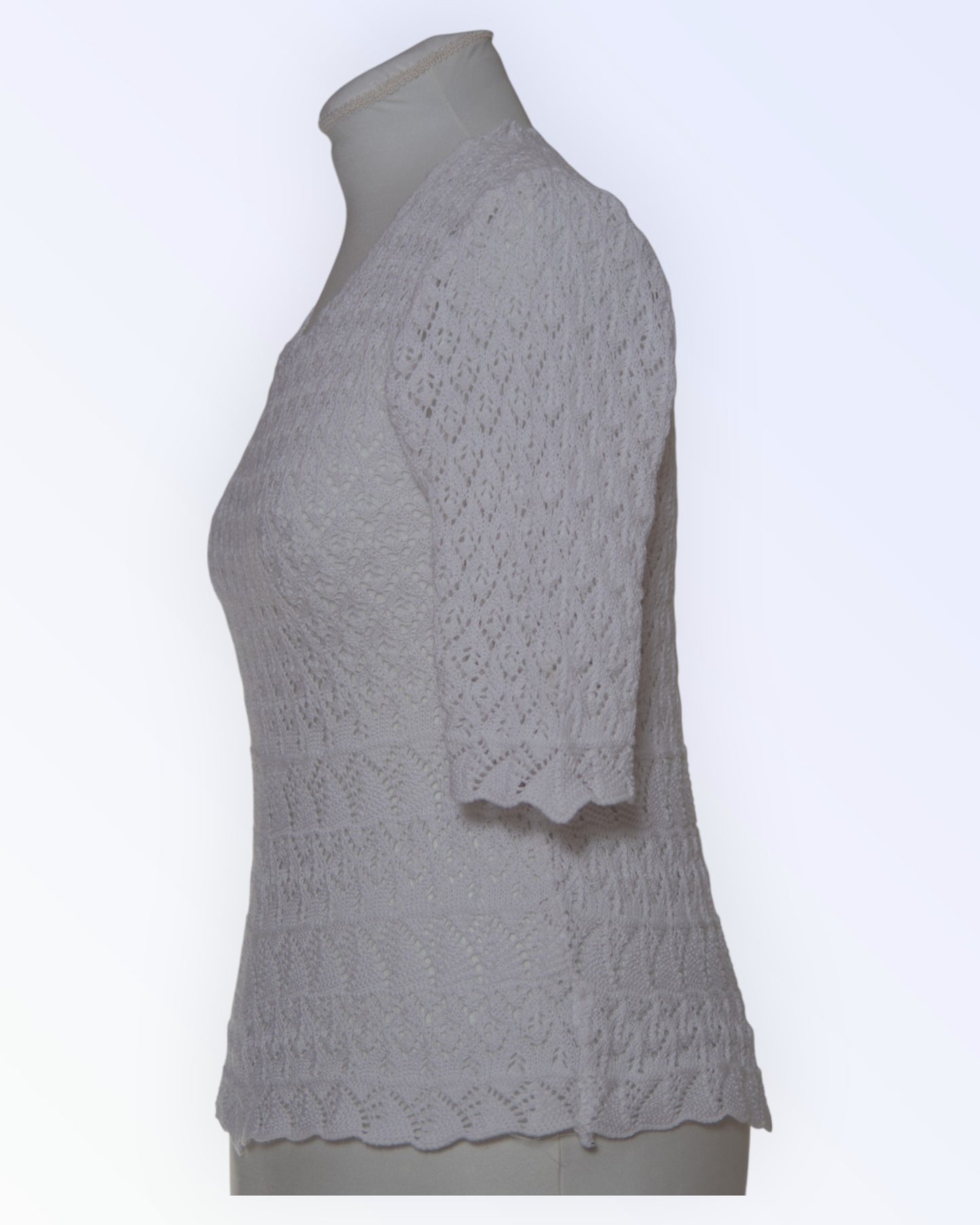 White knitted tunic