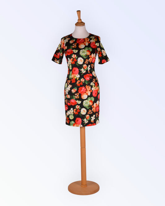 Apricot kynämekko
