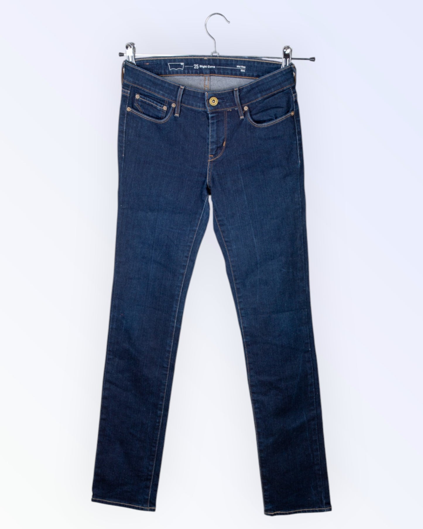 Levi's tumesinised naiste teksad