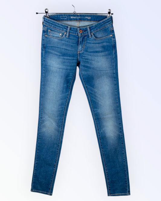 Levi’s sinised naiste teksad