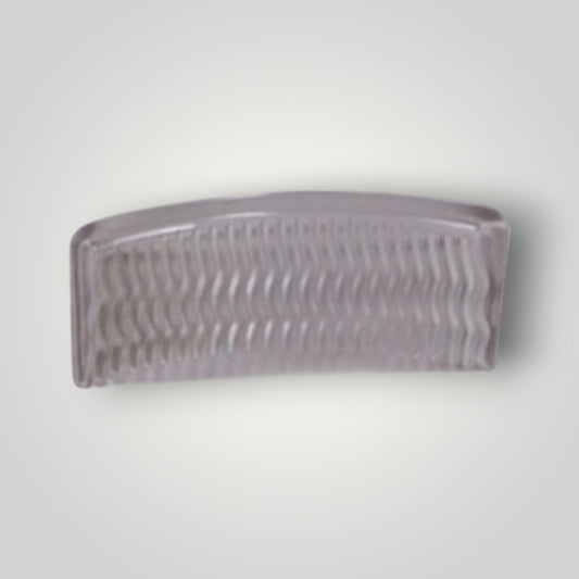 Comb for attaching the veil