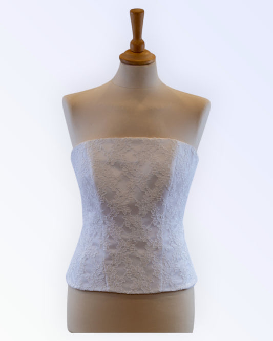 Valge pidulik top