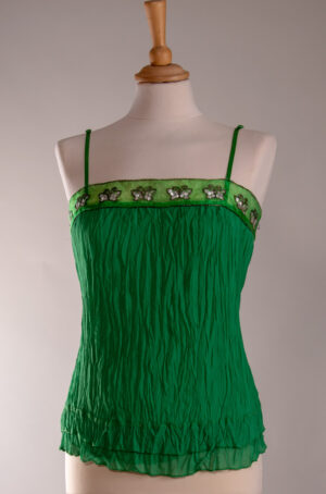 pleated tank top with butterfly embroidery