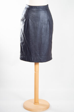skirt of leather imitation with side pocket