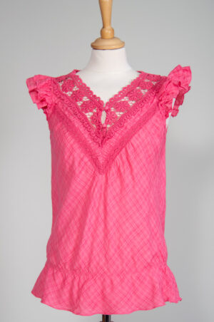lace-trimmed sleeveless blouse