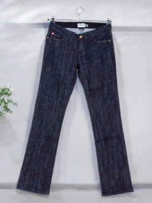 Dark blue straight cut jeans for women.