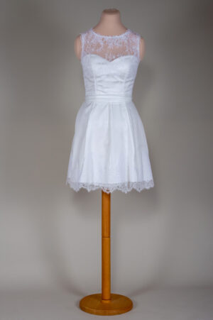 little white dress in satin organza and lace