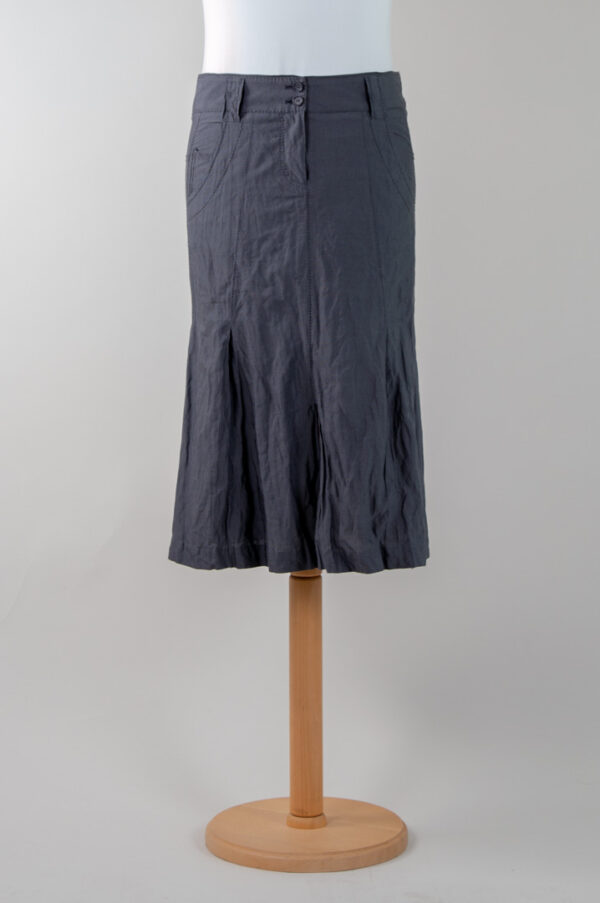 Marc Aurel's sporty fishtail skirt