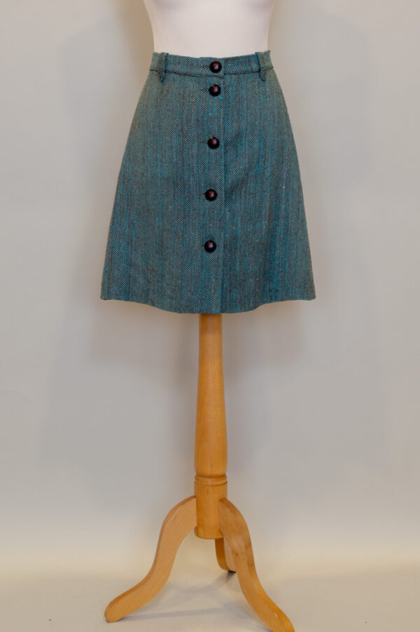 front buttoned A-line tweed skirt