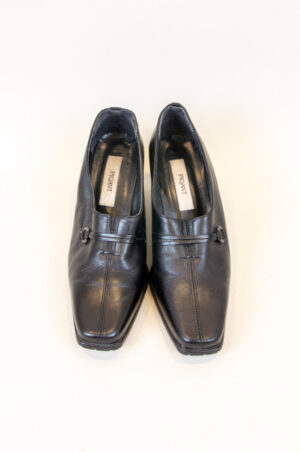 Piqant black leather shoes