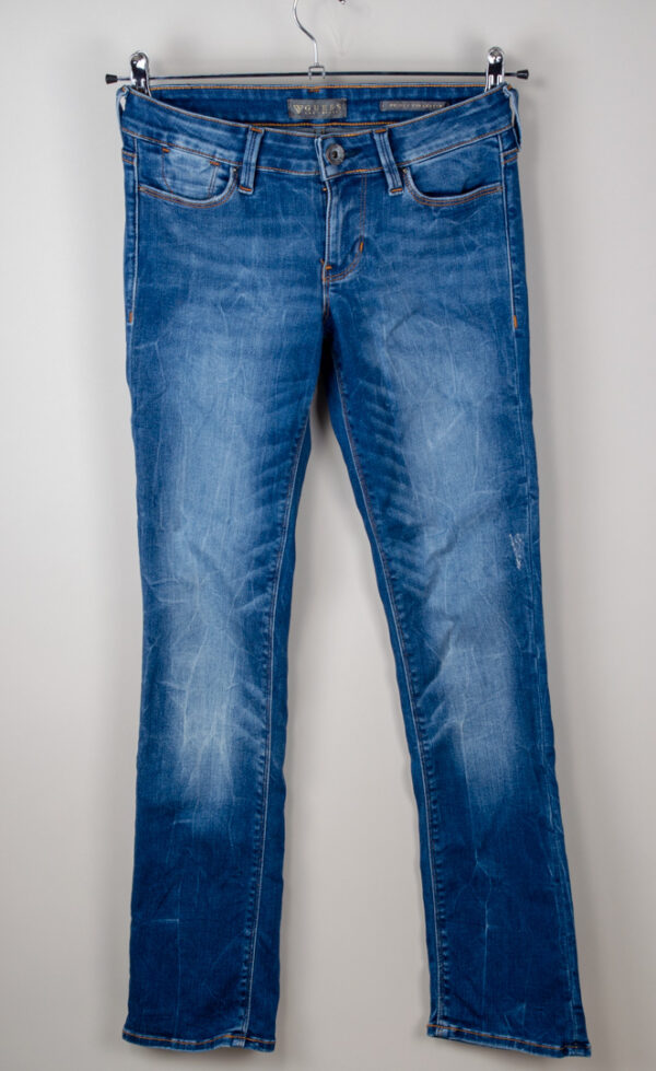 Guess women's straight-leg blue jeans