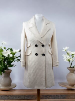 natural white spring-autumn coat