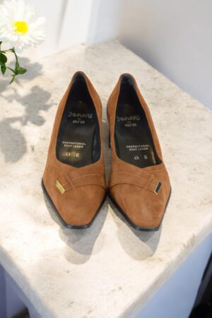 Jenny by Ara brown suede shoes with gold trim.