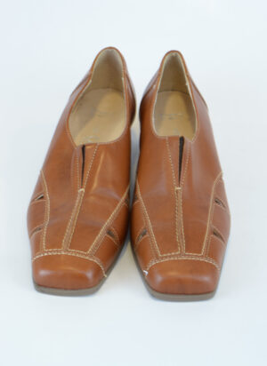 Gerwinia low heel comfortable street shoes.