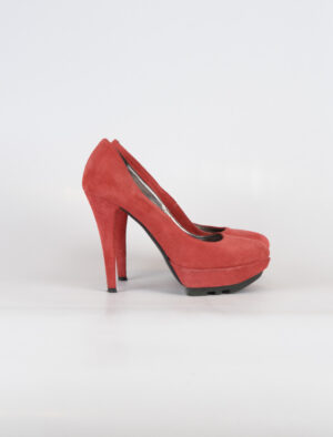 dolce&amaro high heel suede shoes.