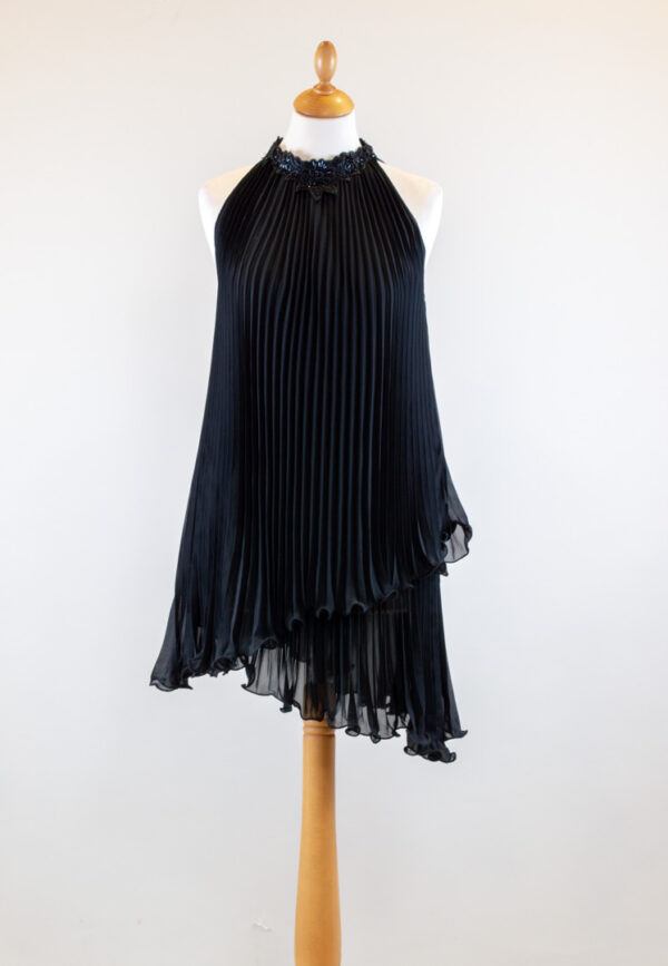 Double-layer black pleated mini dress