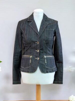 Vintage-style denim jacket with a lapel collar.